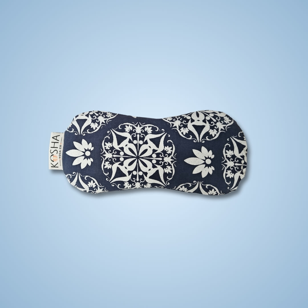 Aromatherapy travel props filled with natural lavender and flaxseed for relaxation and rejuvenation