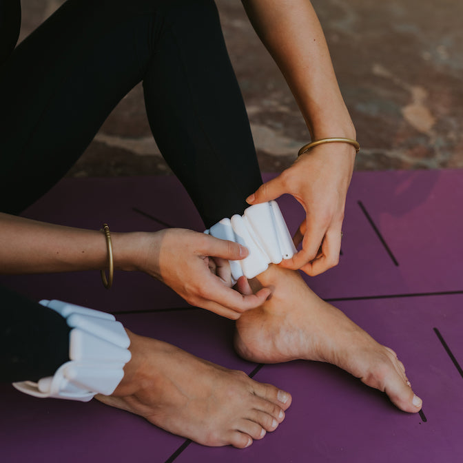 silicone ankle weights by kosha yoga co in white colour
