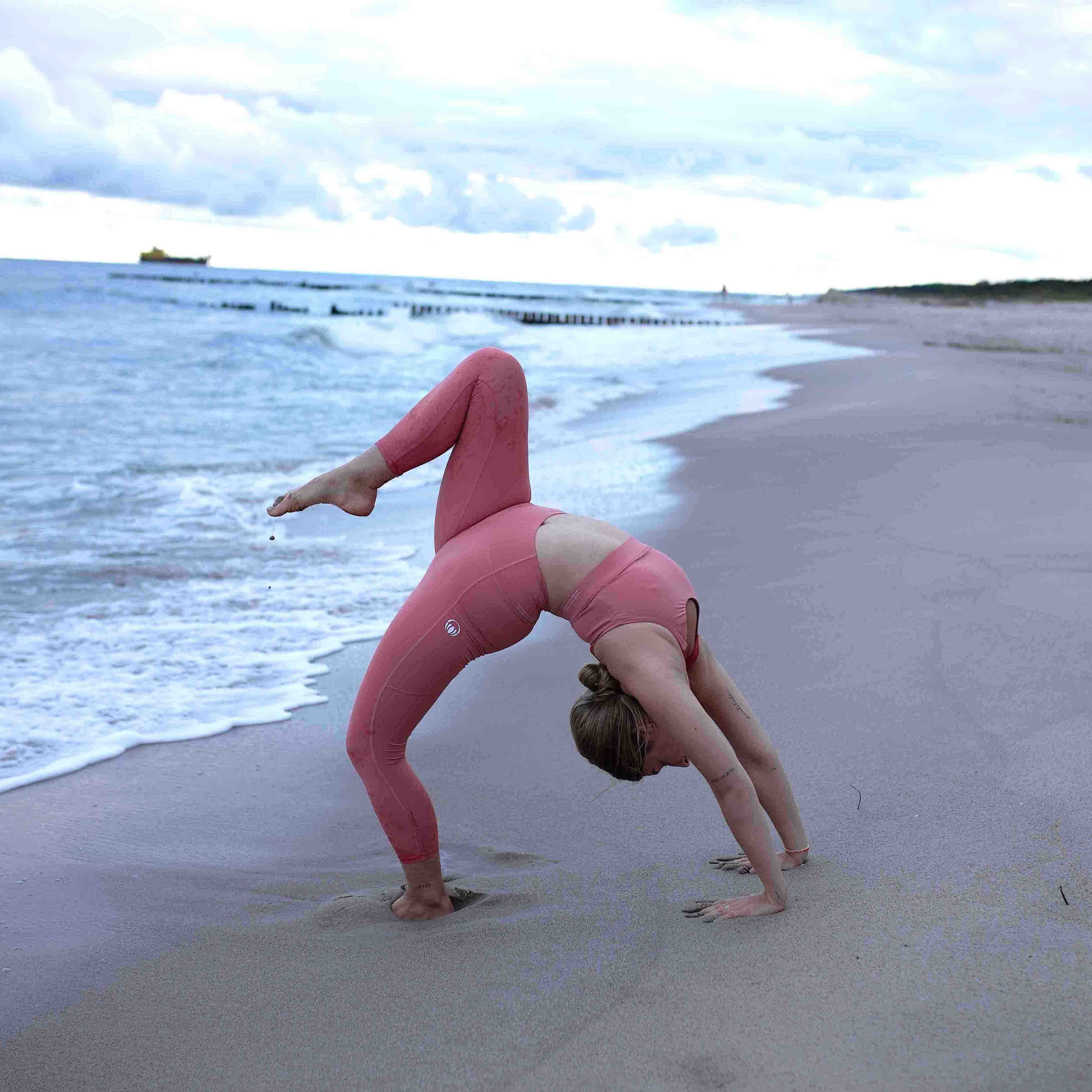 Pink squat proof yoga panst and sports bra yoga set by kosha yoga co