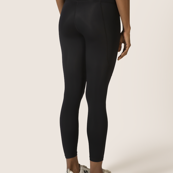 Sustainable activewear made out of recycled materials by Kosha Yoga Co. Squat proof, stretchable leggings for yoga, gym, workouts, running.