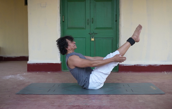 dads who do yoga by kosha yoga co