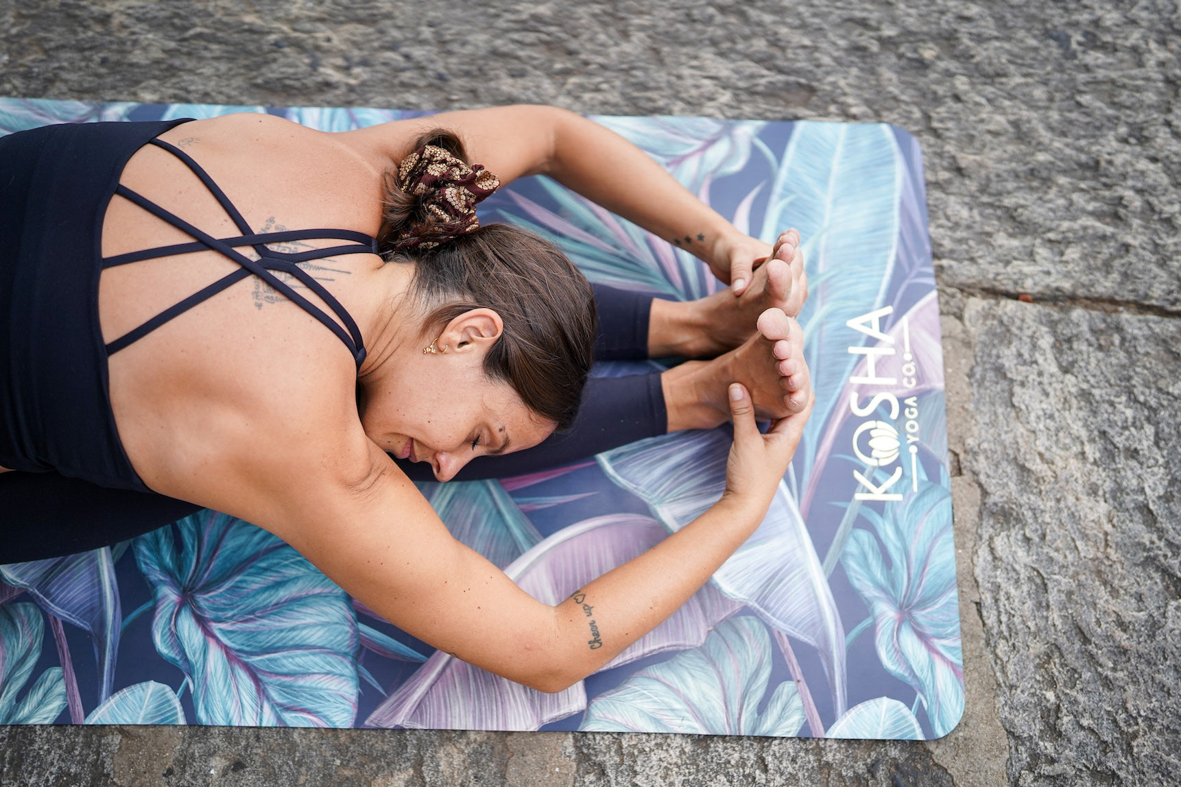 kosha yoga co luxury tropical printed natural rubber yoga mat 